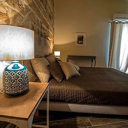 فندق مبيت وإفطار Village بولينيانو آ ماري